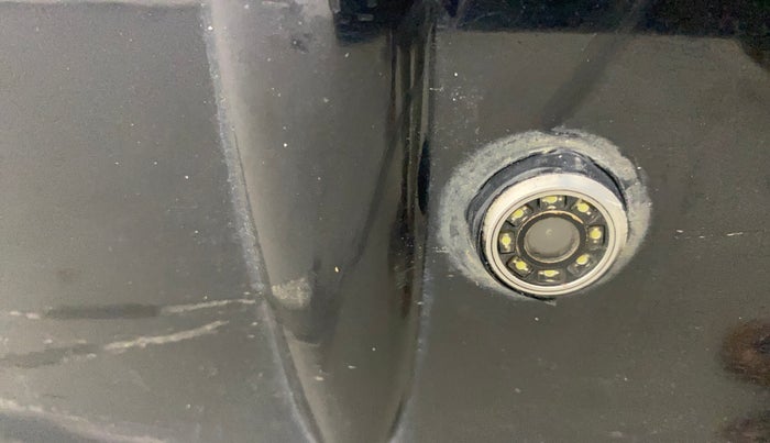 2012 Mahindra XUV500 W8, Diesel, Manual, 1,39,724 km, Parking Camera