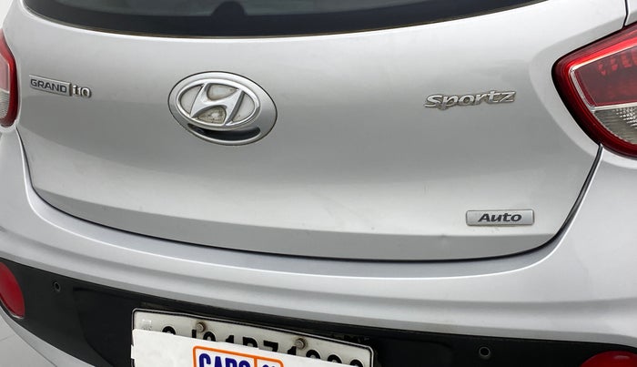 2017 Hyundai Grand i10 SPORTZ (O) AT 1.2 KAPPA VTVT, Petrol, Automatic, 84,169 km, Dicky (Boot door) - Slightly dented