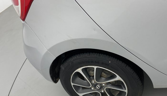 2017 Hyundai Grand i10 SPORTZ (O) AT 1.2 KAPPA VTVT, Petrol, Automatic, 84,169 km, Right quarter panel - Minor scratches