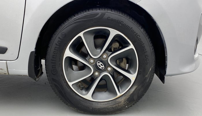 2017 Hyundai Grand i10 SPORTZ (O) AT 1.2 KAPPA VTVT, Petrol, Automatic, 84,169 km, Right Front Wheel