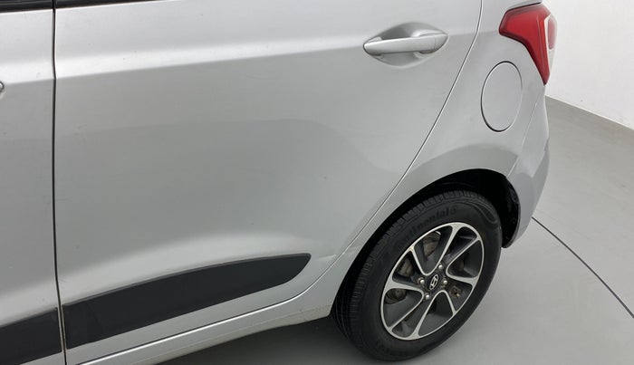 2017 Hyundai Grand i10 SPORTZ (O) AT 1.2 KAPPA VTVT, Petrol, Automatic, 84,169 km, Rear left door - Minor scratches