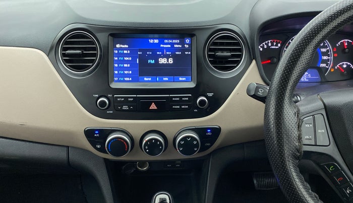 2017 Hyundai Grand i10 SPORTZ (O) AT 1.2 KAPPA VTVT, Petrol, Automatic, 84,169 km, Air Conditioner