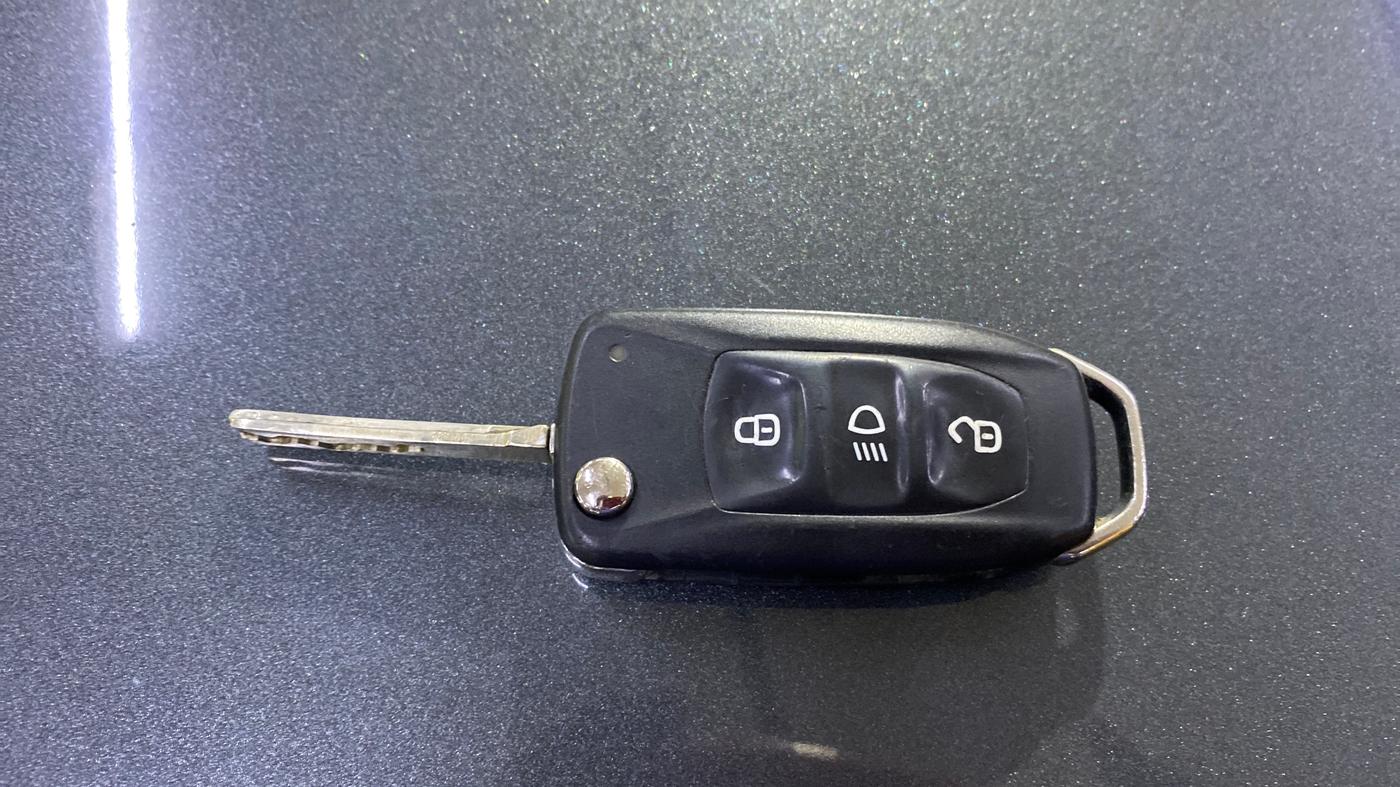 2023 Tata PUNCH ADVENTURE MT CNG , CNG, Manual, 1,09,036 km, Key Close Up