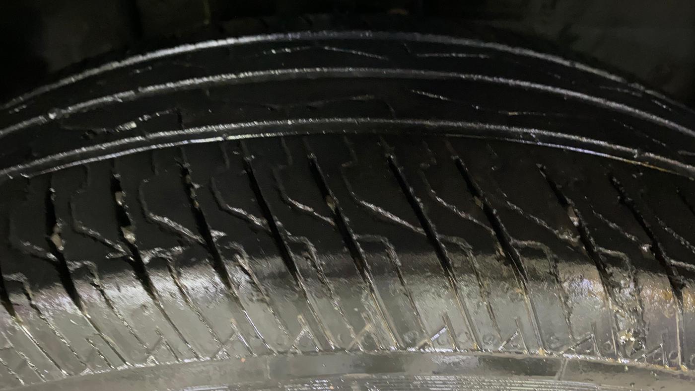 2023 Tata PUNCH ADVENTURE MT CNG , CNG, Manual, 1,09,036 km, Right Front Tyre Tread