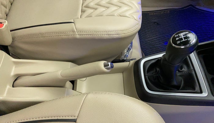 2020 Maruti Dzire ZXI, Petrol, Manual, 10,267 km, Gear Lever