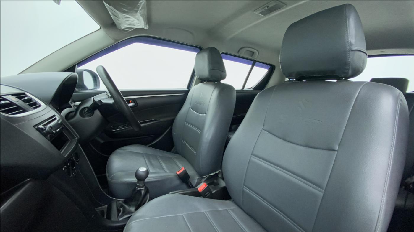 2014 Maruti Swift VDI, Diesel, Manual, 72,974 km, Right Side Front Door Cabin