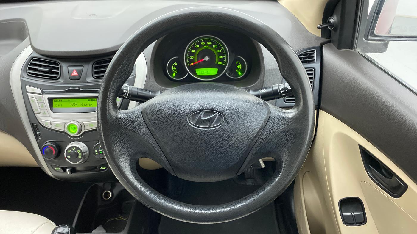 2014 Hyundai Eon MAGNA +, Petrol, Manual, 56,644 km, Steering Wheel Close Up