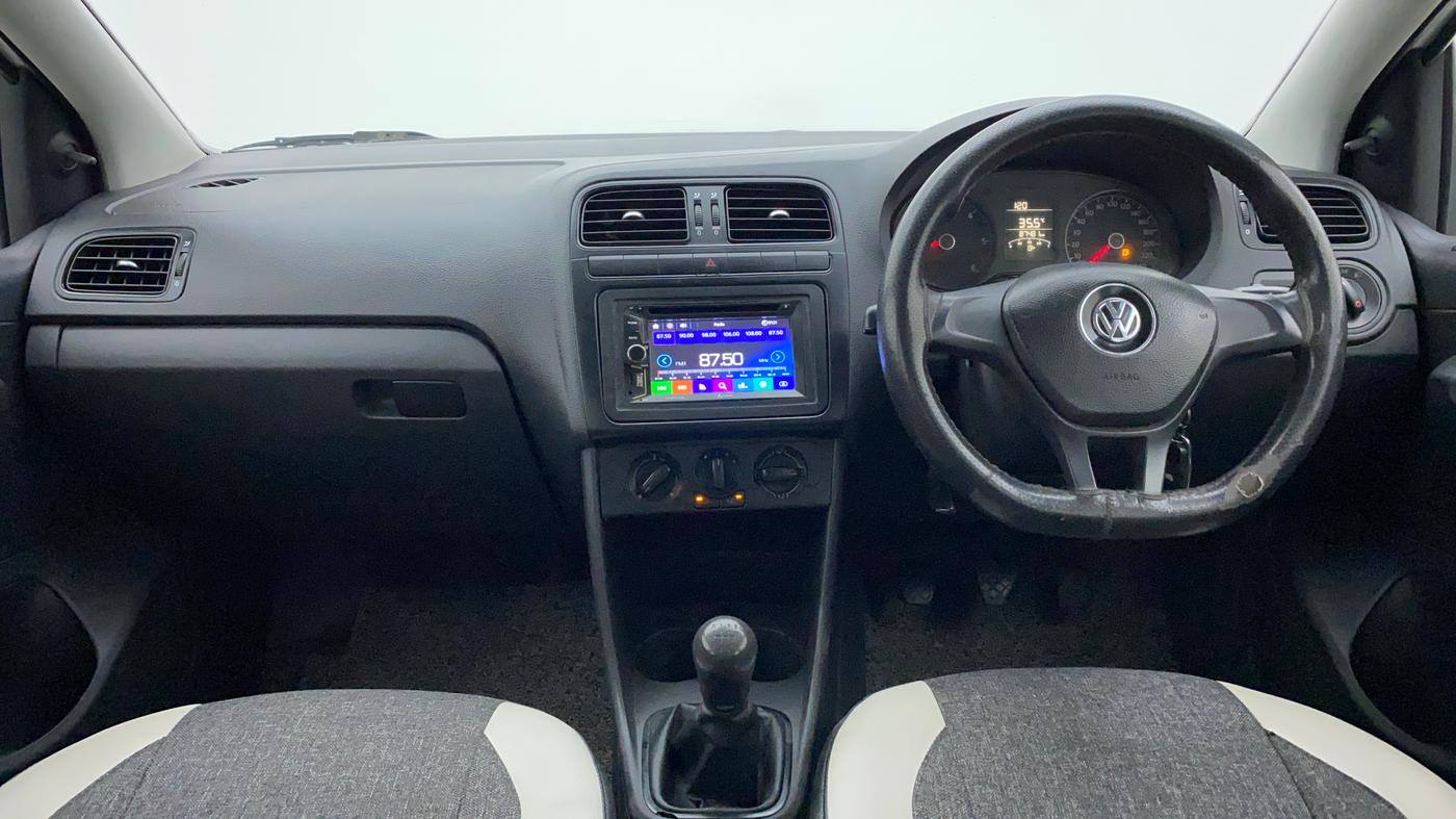 2017 Volkswagen Ameo TRENDLINE 1.5L, Diesel, Manual, 87,481 km, Dashboard