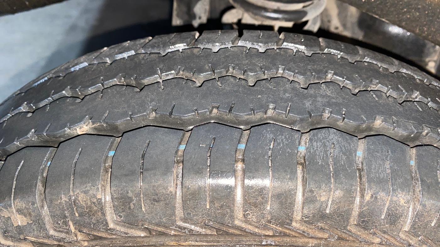 2023 Maruti Eeco 7 STR STD 1.2, Petrol, Manual, 1,621 km, Right Rear Tyre Tread