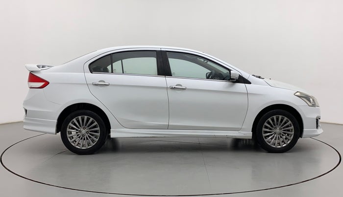 2016 Maruti Ciaz ZXI+ RS, Petrol, Manual, 41,186 km, Right Side View