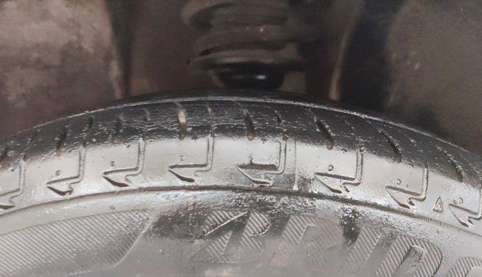 2019 Maruti IGNIS DELTA 1.2 AMT, Petrol, Automatic, 43,691 km, Right Front Tyre Tread