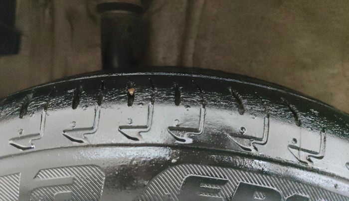 2019 Maruti IGNIS DELTA 1.2 AMT, Petrol, Automatic, 43,691 km, Right Rear Tyre Tread