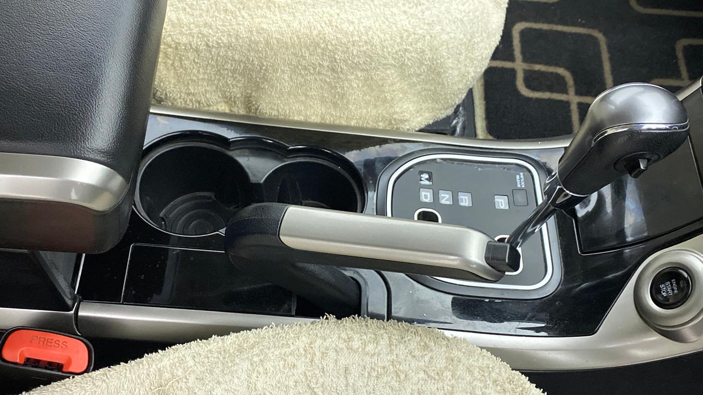 2018 Mahindra XUV500 W9 AT, Diesel, Automatic, 92,773 km, Gear Lever