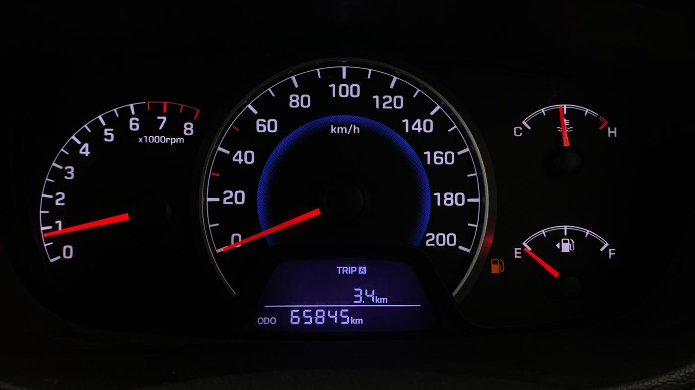 2015 Hyundai Grand i10 SPORTZ 1.2 KAPPA VTVT, Petrol, Manual, 65,842 km, Odometer Image