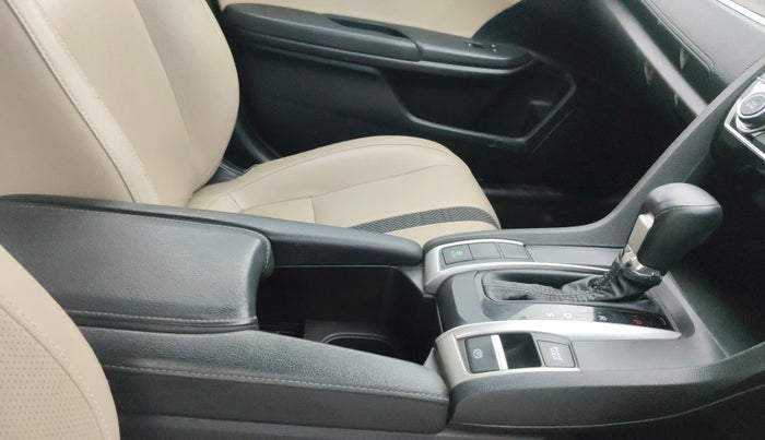 2019 Honda Civic 1.8L I-VTEC ZX CVT, Petrol, Automatic, 45,045 km, Gear Lever