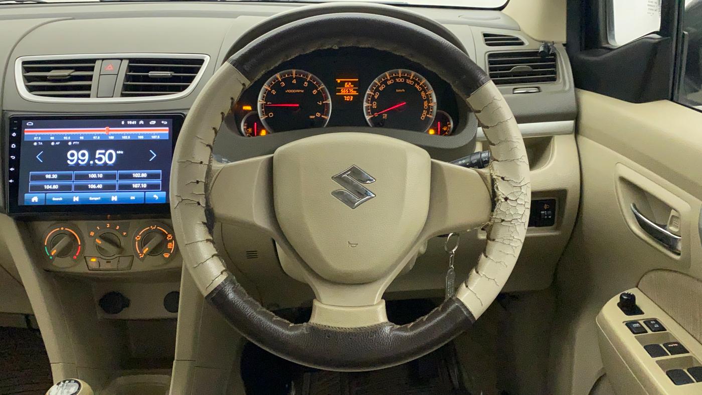 2014 Maruti Ertiga VXI CNG, CNG, Manual, 56,575 km, Steering Wheel Close Up