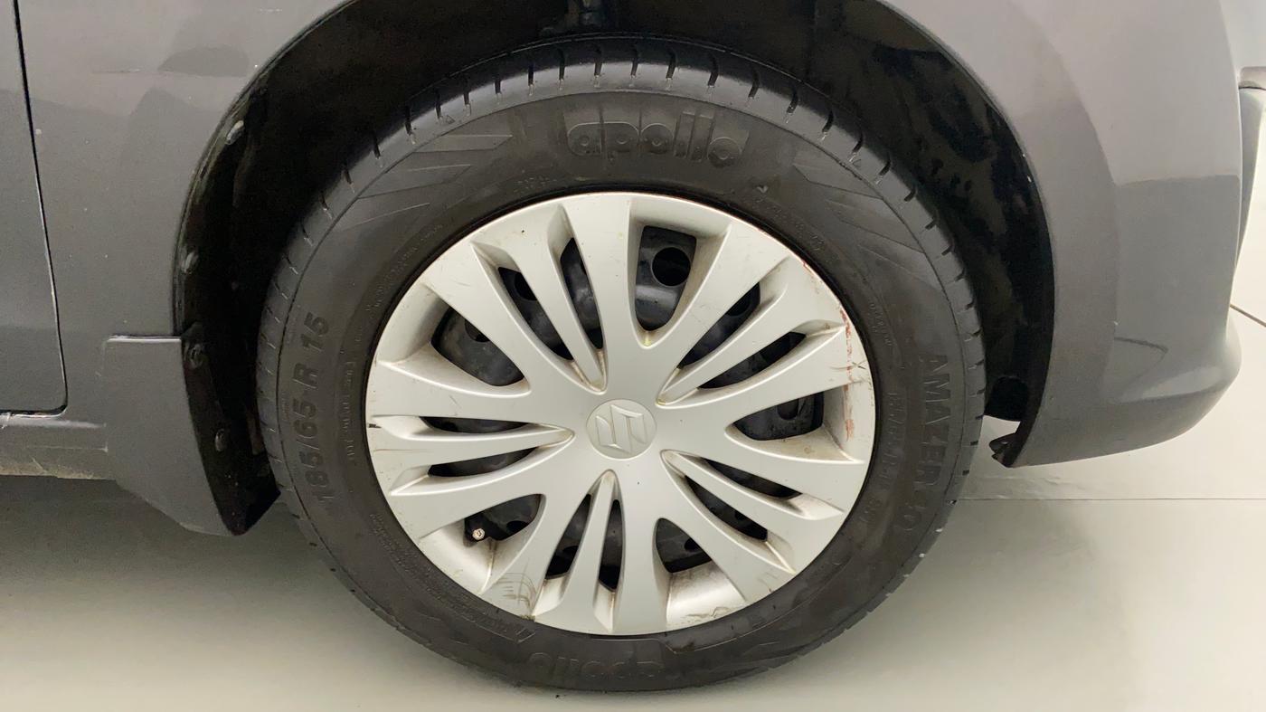 2014 Maruti Ertiga VXI CNG, CNG, Manual, 56,575 km, Right Front Wheel