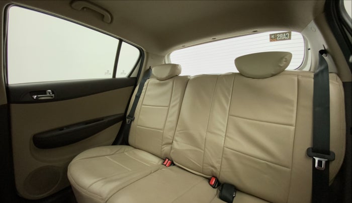 2011 Hyundai i20 ASTA 1.2, Petrol, Manual, 69,282 km, Right Side Rear Door Cabin