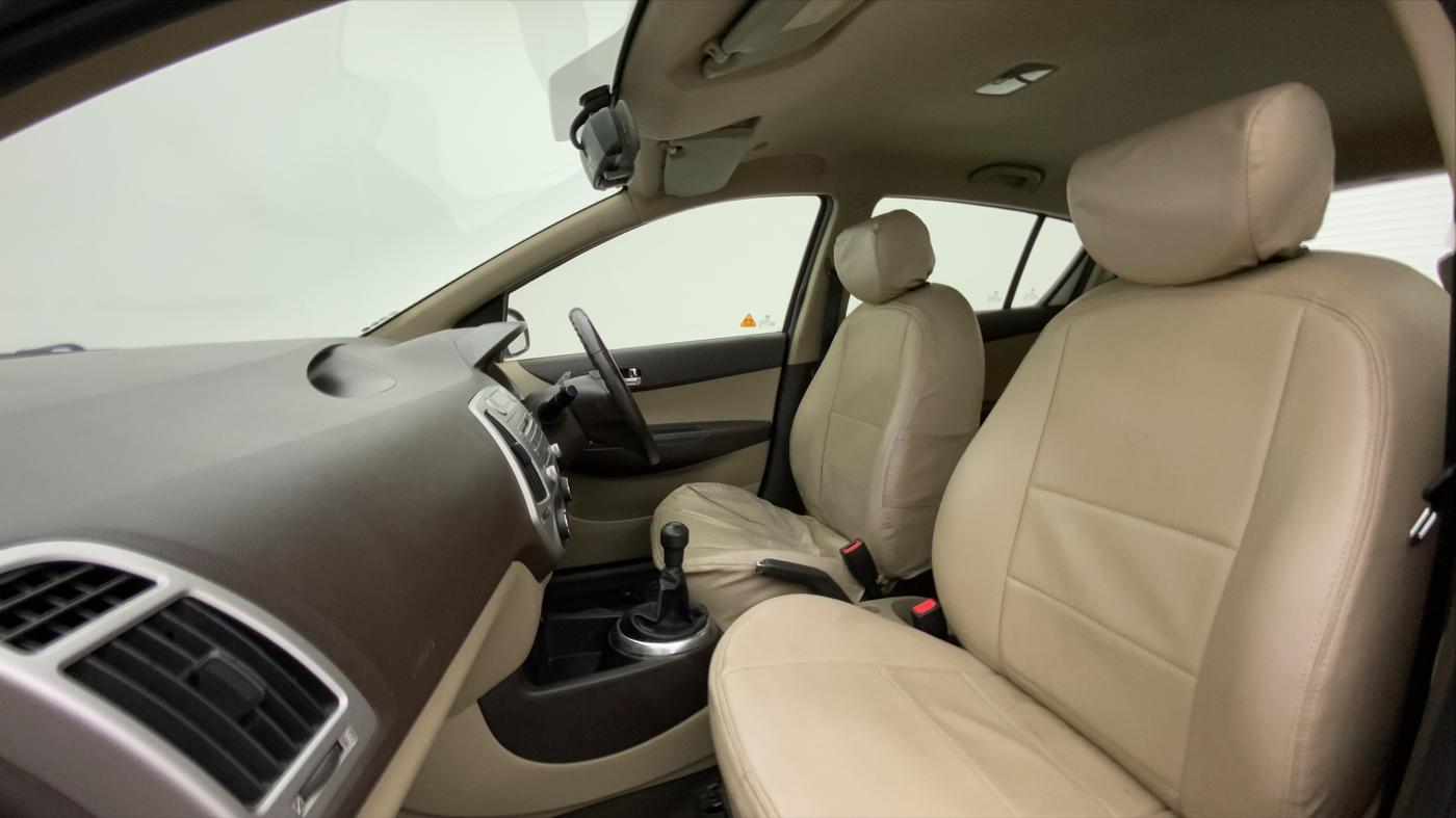 2011 Hyundai i20 ASTA 1.2, Petrol, Manual, 69,282 km, Right Side Front Door Cabin