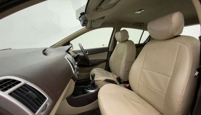 2011 Hyundai i20 ASTA 1.2, Petrol, Manual, 69,282 km, Right Side Front Door Cabin
