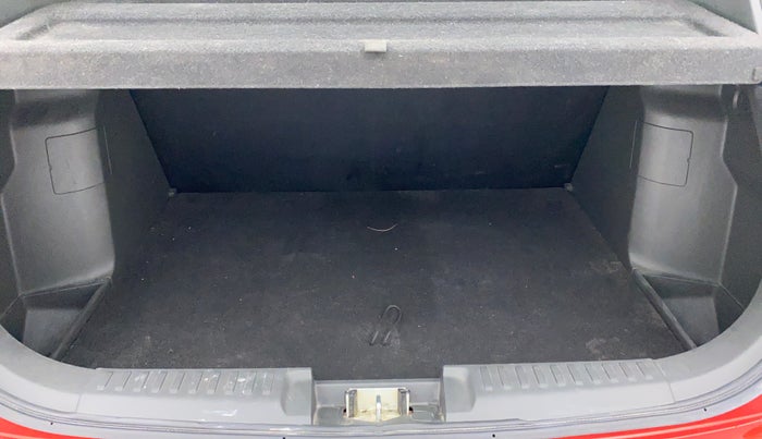 2017 Maruti Vitara Brezza VDI OPT, Diesel, Manual, 28,585 km, Boot Inside
