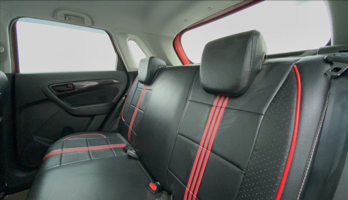 2017 Maruti Vitara Brezza VDI OPT, Diesel, Manual, 28,585 km, Right Side Rear Door Cabin