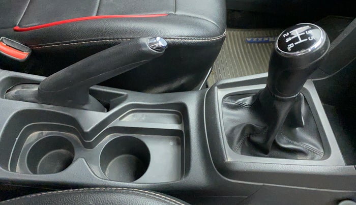 2017 Maruti Vitara Brezza VDI OPT, Diesel, Manual, 28,585 km, Gear Lever