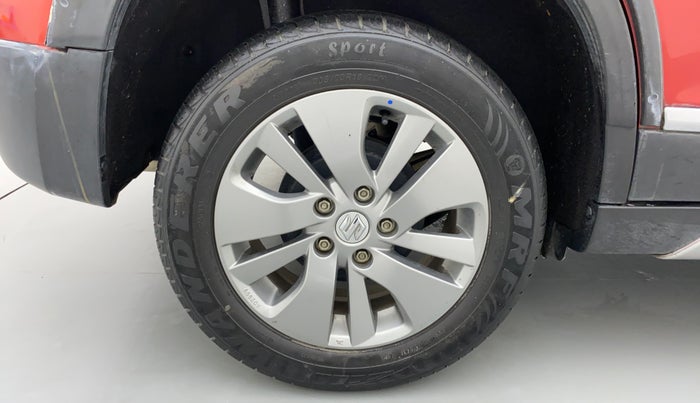 2017 Maruti Vitara Brezza VDI OPT, Diesel, Manual, 28,585 km, Right Rear Wheel
