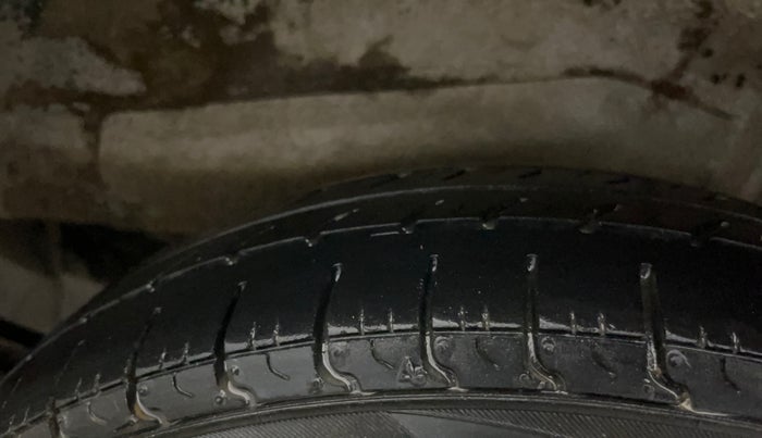 2018 Maruti Wagon R 1.0 LXI, Petrol, Manual, 56,700 km, Left Rear Tyre Tread