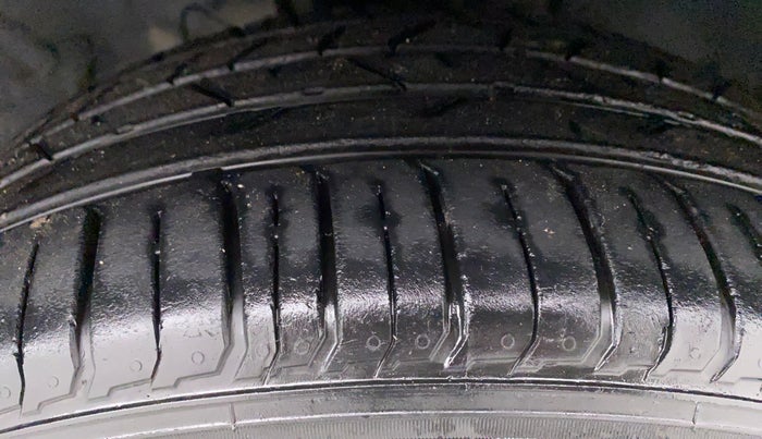 2019 Hyundai VENUE 1.0 TURBO GDI SX+ AT, Petrol, Automatic, 14,264 km, Right Front Tyre Tread