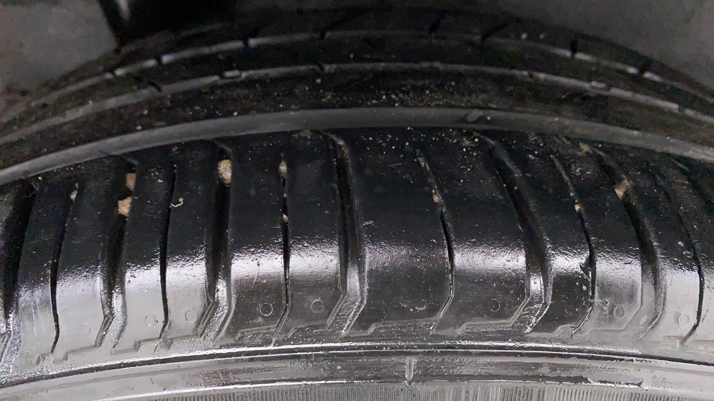 2019 Hyundai VENUE 1.0 TURBO GDI SX+ AT, Petrol, Automatic, 14,264 km, Right Rear Tyre Tread