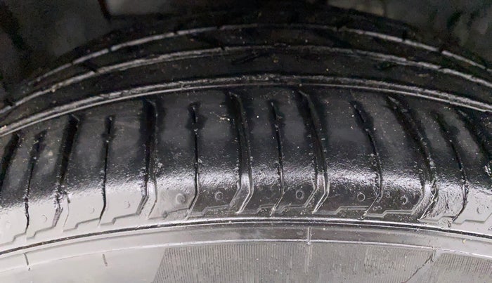 2019 Hyundai VENUE 1.0 TURBO GDI SX+ AT, Petrol, Automatic, 14,264 km, Left Front Tyre Tread