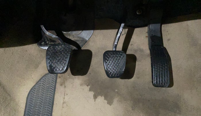 2016 Honda City 1.5L I-VTEC VX (O) MT, Petrol, Manual, 1,12,545 km, Pedals