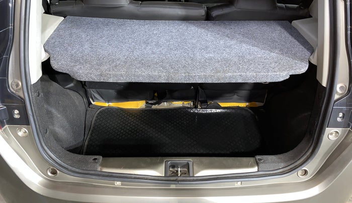 2021 Maruti New Wagon-R VXI 1.0, Petrol, Manual, 18,008 km, Boot Inside