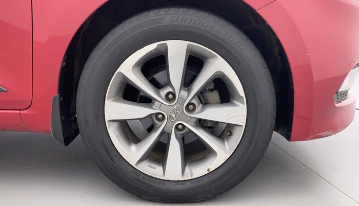 2014 Hyundai Elite i20 ASTA 1.4 CRDI, Diesel, Manual, 1,04,408 km, Right Front Wheel