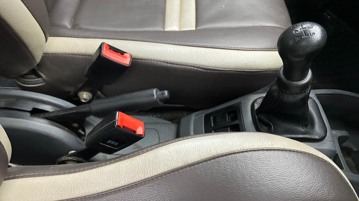 2015 Maruti Alto 800 LXI, Petrol, Manual, 73,944 km, Gear Lever
