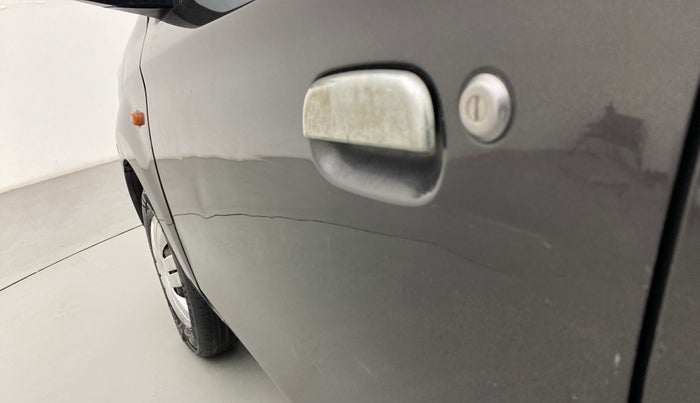 2015 Maruti Alto 800 LXI, Petrol, Manual, 73,944 km, Front passenger door - Slightly dented