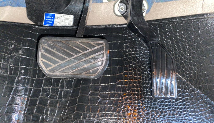 2021 Maruti Ciaz ALPHA  AT 1.5 SHVS PETROL, Petrol, Automatic, 33,910 km, Pedals