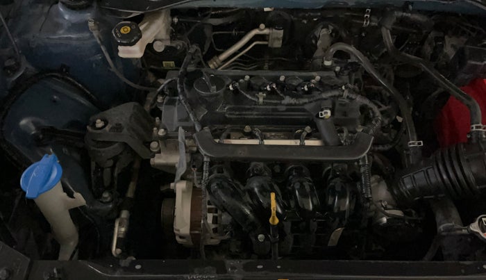 2020 Hyundai VENUE S 1.2, Petrol, Manual, 79,368 km, Engine View - Right