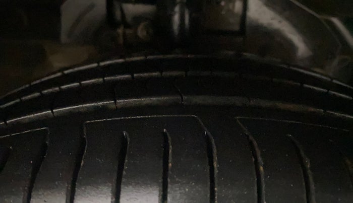 2018 Ford FREESTYLE TITANIUM PLUS 1.2 PETROL, Petrol, Manual, 48,449 km, Right Front Tyre Tread