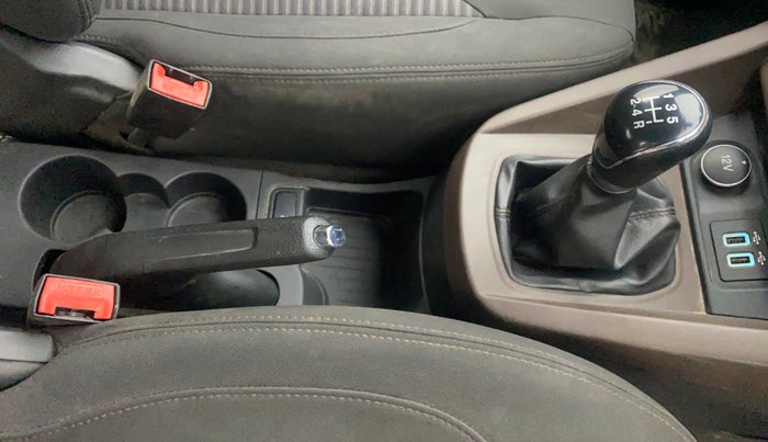 2018 Ford FREESTYLE TITANIUM PLUS 1.2 PETROL, Petrol, Manual, 48,449 km, Gear Lever