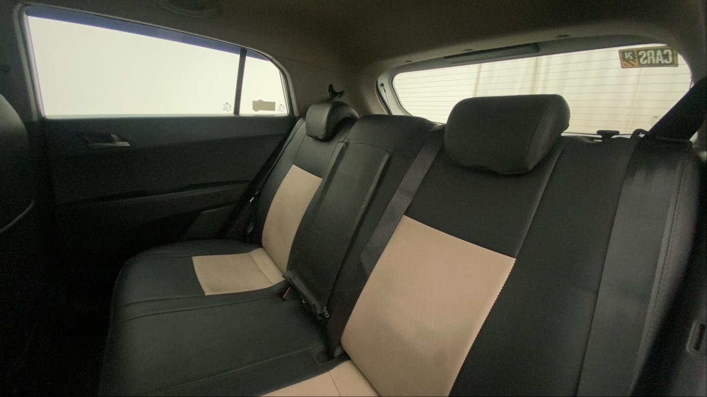 2016 Hyundai Creta S 1.6 PETROL, Petrol, Manual, 48,962 km, Right Side Rear Door Cabin
