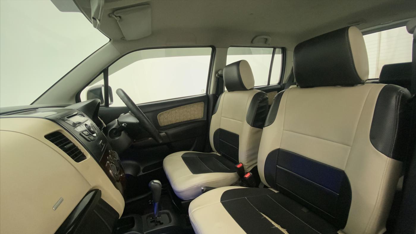 2017 Maruti Wagon R 1.0 VXI AMT, Petrol, Automatic, 78,451 km, Right Side Front Door Cabin