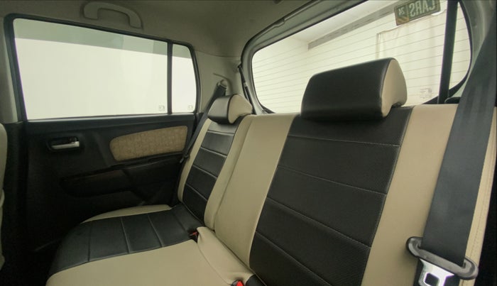 2017 Maruti Wagon R 1.0 VXI AMT, Petrol, Automatic, 78,451 km, Right Side Rear Door Cabin