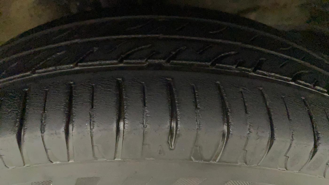 2017 Maruti Wagon R 1.0 VXI AMT, Petrol, Automatic, 78,451 km, Left Rear Tyre Tread