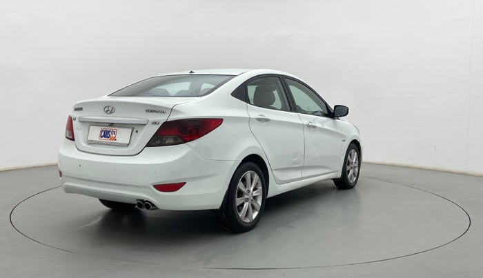 2011 Hyundai Verna FLUIDIC 1.6 CRDI SX, Diesel, Manual, 1,10,091 km, Right Back Diagonal