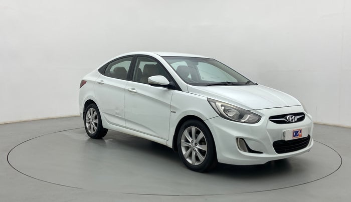 2011 Hyundai Verna FLUIDIC 1.6 CRDI SX, Diesel, Manual, 1,10,091 km, Right Front Diagonal