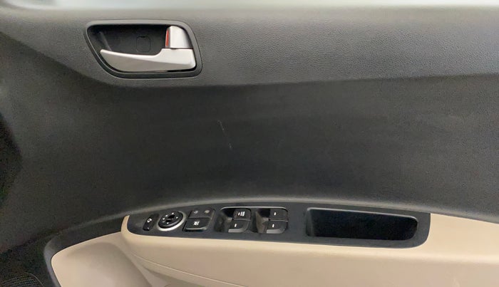 2015 Hyundai Grand i10 ASTA 1.2 KAPPA VTVT, Petrol, Manual, 50,904 km, Driver Side Door Panels Control