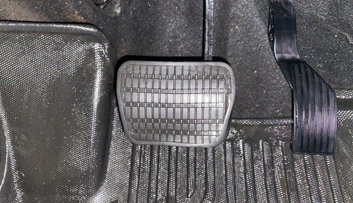 2023 Tata NEXON FEARLESS + SUNROOF DCA DUAL TONE 1.2 PETROL, Petrol, Automatic, 36,407 km, Pedals