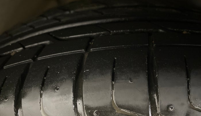 2023 Tata NEXON FEARLESS + SUNROOF DCA DUAL TONE 1.2 PETROL, Petrol, Automatic, 36,407 km, Right Rear Tyre Tread